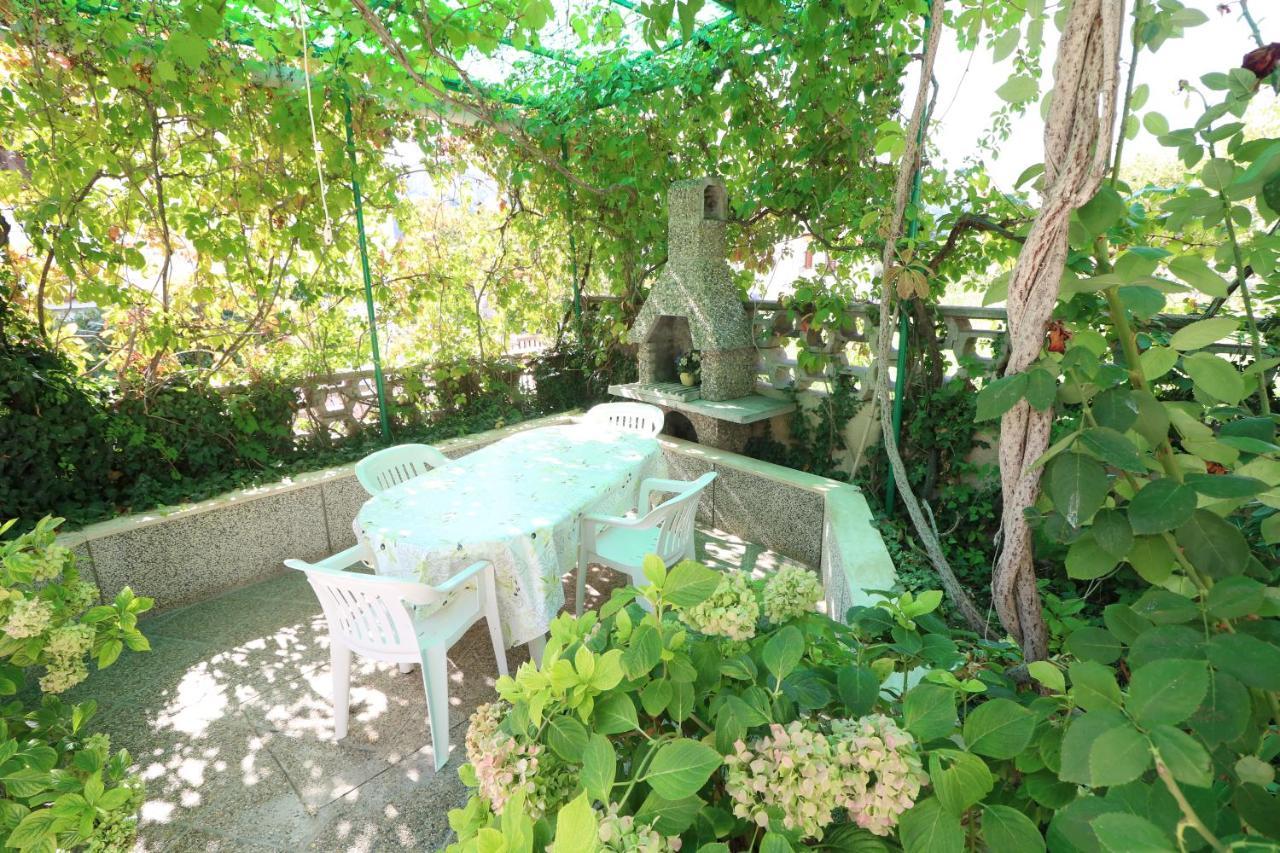 Apartment Magasic With Terrace Baska (Krk)