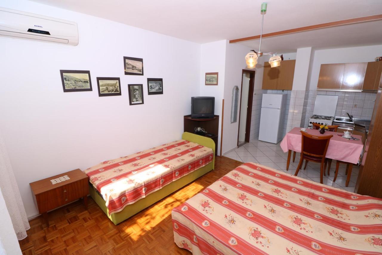 Magasic With Terrace Baska (Krk)
