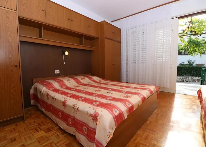Apartments Magasic With Terrace