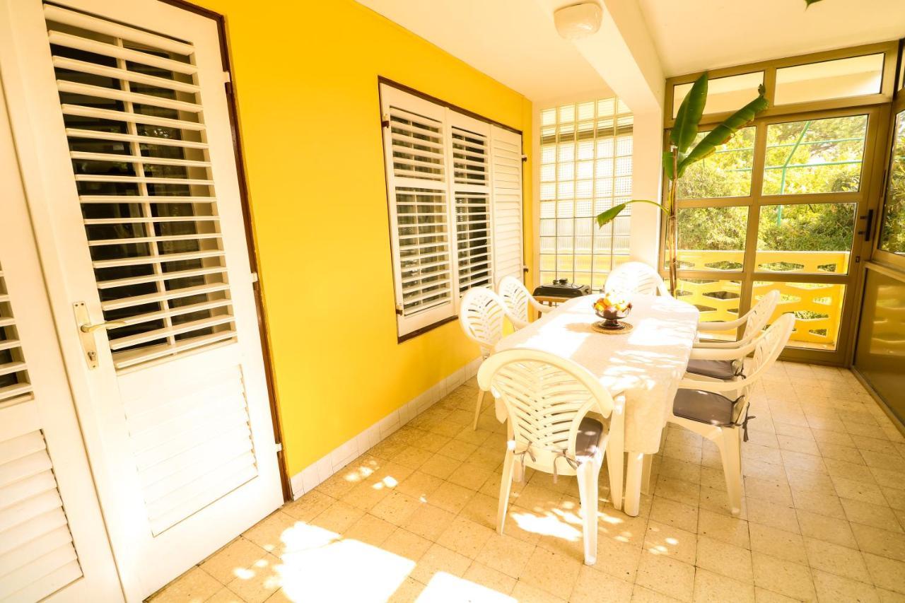 Apartma Magasic With Terrace